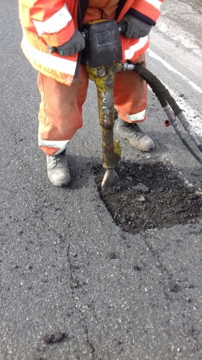 Reparații asfaltice dn 21 km 4+900