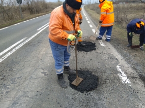 D Slobozia - Reparatii asfaltice cu mixtura stocabila - DN21 km 58-72