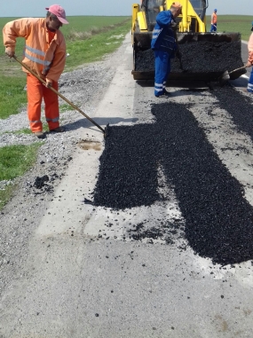 D Slobozia - Reparatii asfaltice cu mixtura calda - DN2C km 52-53