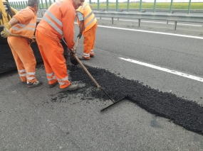 Reparatii cu mixtura calda A2 c1 km 93