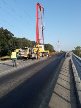 SDN Braila - Pasaj c.f. DN2B  km104+100  Braila lucrari de armare si betonare placa de suprabetonare si consola trotuar stg. DN