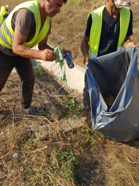 Curatat rigole, Decolmatat rigole si igienizare in zona separatoarelor de hidrocarburi A2 cale 1 km 185 - km 195