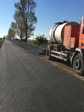 Etape de lucru asternere mixtura asfaltica DN21A km 5-6 dreapta