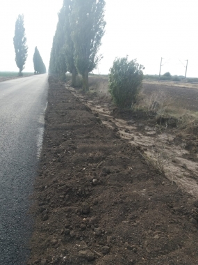 Lucrari de executie acostamente DN21A km 11-12 dreapta - Sectia Productie