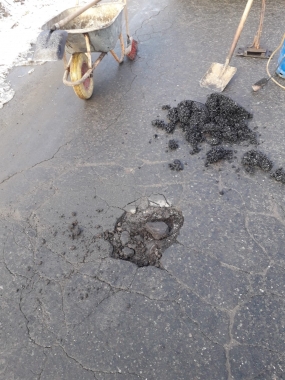 D Fetesti - reparatii asfaltice cu mixtura stocabila2 DN3B km 62-88