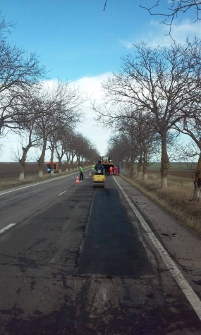 Reparații asfaltice pe DN 38, km 29 și demontare panouri parazăpezi pe DN 2A, km 178 - lucrări executate de S.D.N. Constanța - D.R.D.P. Constanța